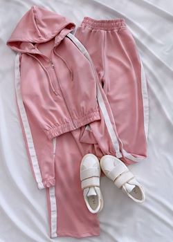 Pembe Yan Şerit Detay Eşofman Takımı