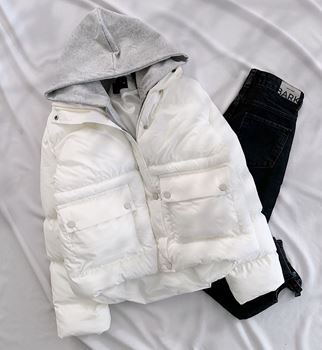 Beyaz Kapüşon Birleşik Model Şişme Mont