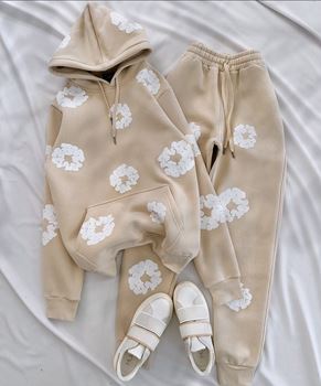 Bej Papatya Baskı Eşofman Takımı