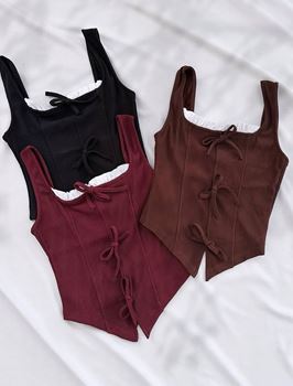 Bordo Kurdele Detay Crop